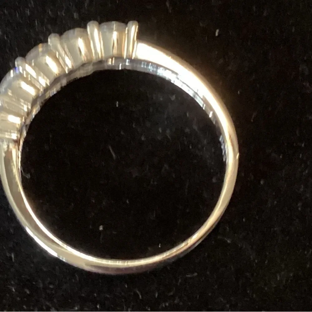 NWOT. Sterling Silver 5 Stone Diamond Simulant Ring Bella Luce Brand CZ Size 11